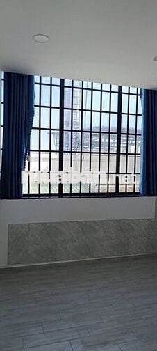 Mặt bằng, nguyên lầu cityland giá chỉ từ 8tr, có thang máy, 2 phòng