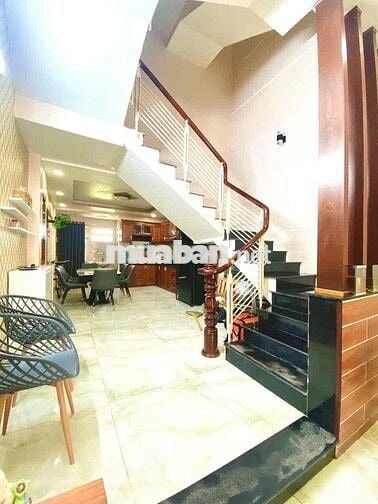 🤩🤩🌹🍀Mặt Bằng kinh doanh 5Tầng 62m 4Pn hẻm 7 chỗ chỉ 7 đồng hơn .