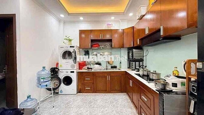 Bán Nhà Nguyễn Thị Thập , 100m2 DTSd , 2 Tầng , p. Tân Hưng , giá 5tx