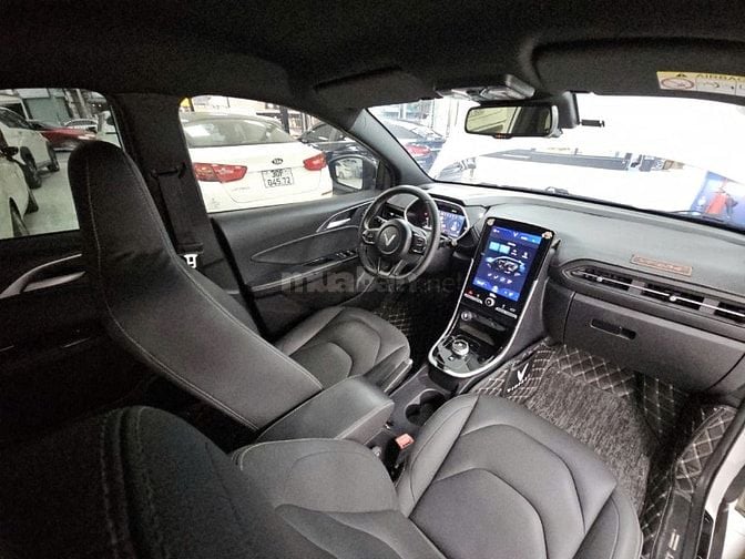 Vf E34 2022 màu trắng 1 chủ cá nhân 