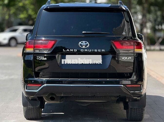 Toyota Land Cruiser 300 VXR V6 2023, Chất Như Mới