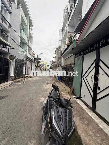 nhà thuê hồ học lãm an lạc bình Tân DT68m giá 6tr