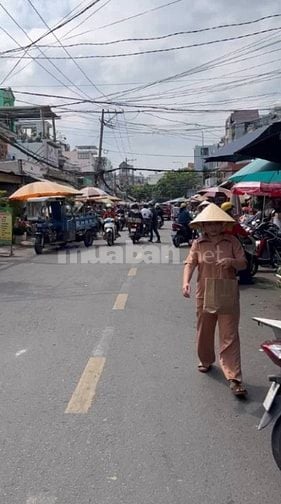 Bán nhà mặt tiền đường quận Bình Tân, gần Kinh Dương Vương, 4 tầng