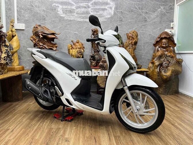 👉Sh 125i chính chủ biển SG máy móc êm ru