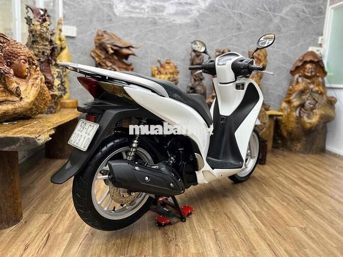 👉Sh 125i chính chủ biển SG máy móc êm ru