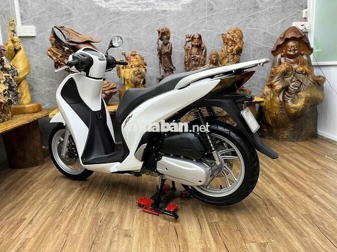👉Sh 125i chính chủ biển SG máy móc êm ru