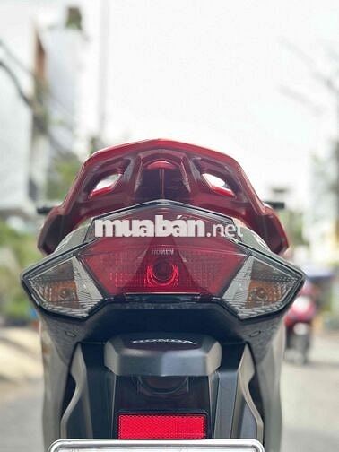 Vision đặt biệt XXM 2025 bánh lớn