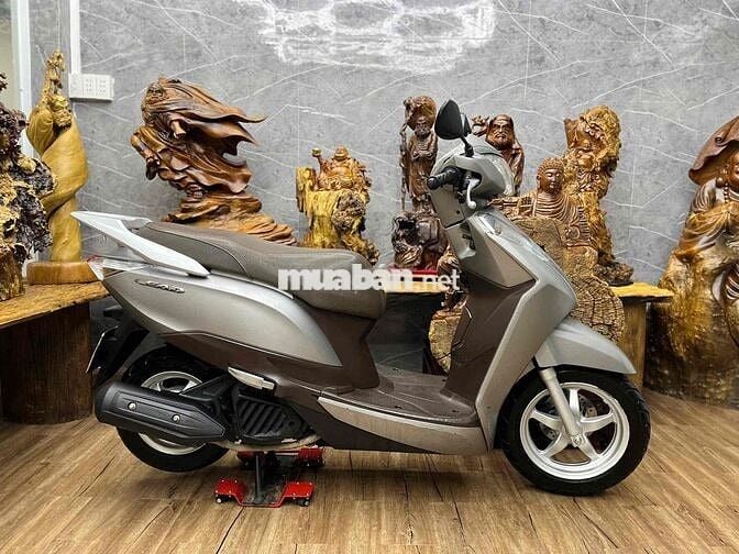 👉Lead 2016 chính chủ biển SG máy móc zin, êm