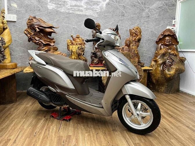 👉Lead 2016 chính chủ biển SG máy móc zin, êm