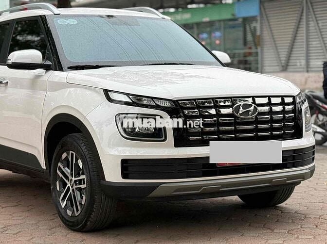 Hyundai Venue 2025 - 10000 km