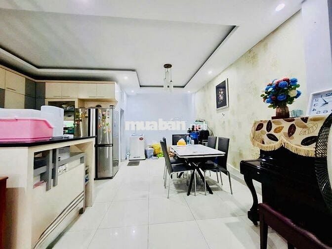 MẶT TIỀN VIEW CÔNG VIÊN – NHÀ ĐẸP 3 TẦNG – Ô TÔ NGỦ NHÀ BÔNG SAO P5Q8