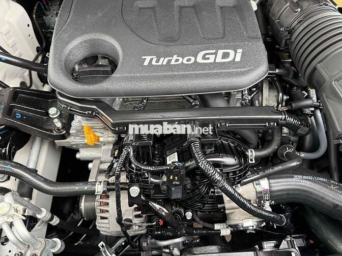 Hyundai Venue 2025 - 10000 km