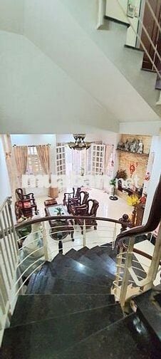 Bán nhà Bình Tân ĐS7 hai Mặt tiền Chợ 7,6 X 33m 3L 9PN kinh doanh tốt