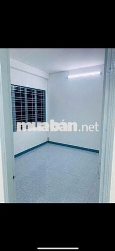 Bán căn hộ chung cư Lê Thị Riêng lầu 2, view đẹp