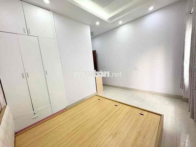 🔴Cửa sổ lớn - Phòng rộng rãi sạch sẽ