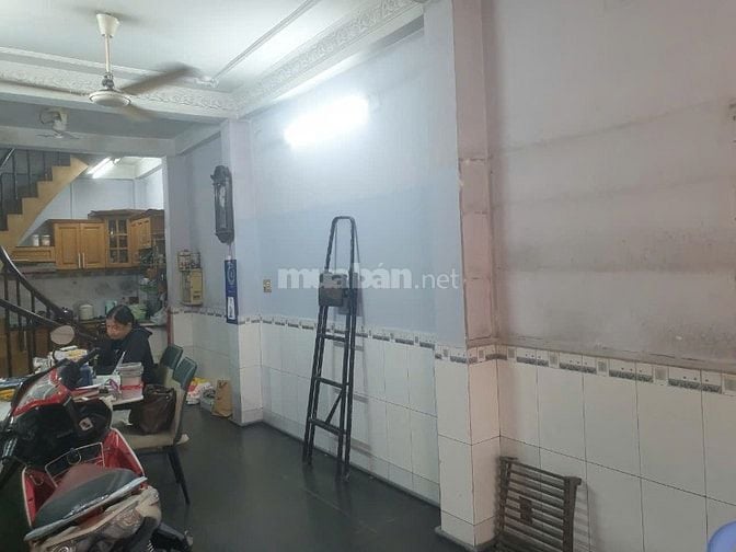 Cho thuê nhà mặt tiền đường Tùng Thiện Vương, Phường 12 Quận 8