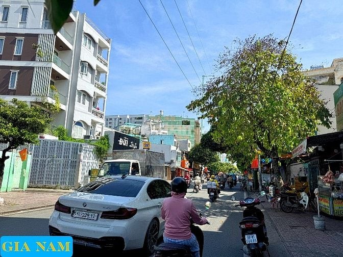 BÁN NHÀ MẶT TIỀN : 128 BÌNH THỚI - P. 14 - Q. 11 - TPHCM.