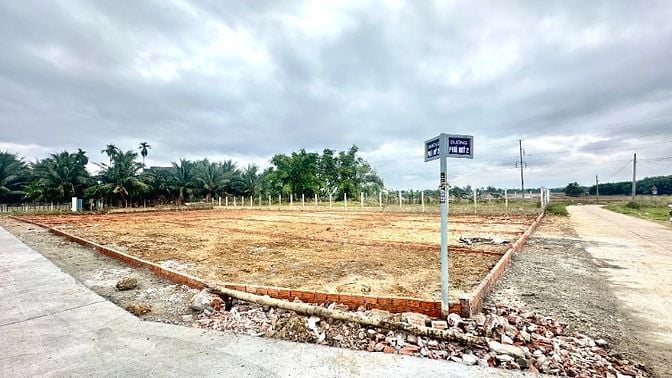 Chính chủ bán nhanh 2 cặp liền kề nằm ngay chợ Đại Hiệp