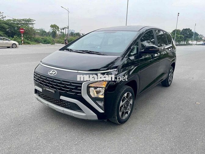 cần bán huydai stargazer sx 2022 at bản đặc biệt