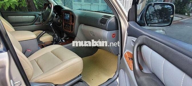 Toyota Land Cruiser LC100 Vàng cát Số sàn