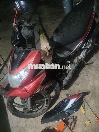 Suzuki Hayate 125 Đỏ Tự động