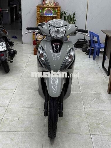 Vision 2022 odo 10 ngàn cây lốp rin theo xe còn dà