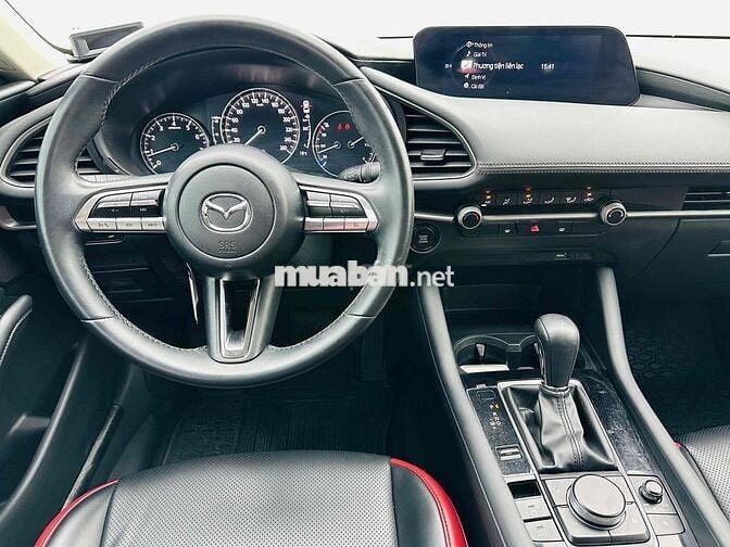 Mazda 3 1.5AT sản xuất 2021