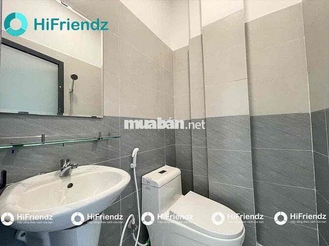 CHO THUÊ NHÀ NGUYÊN CĂN 2PN 3WC BAN CÔNG FULL NT NGAY KHU PXL GIÁP Q1