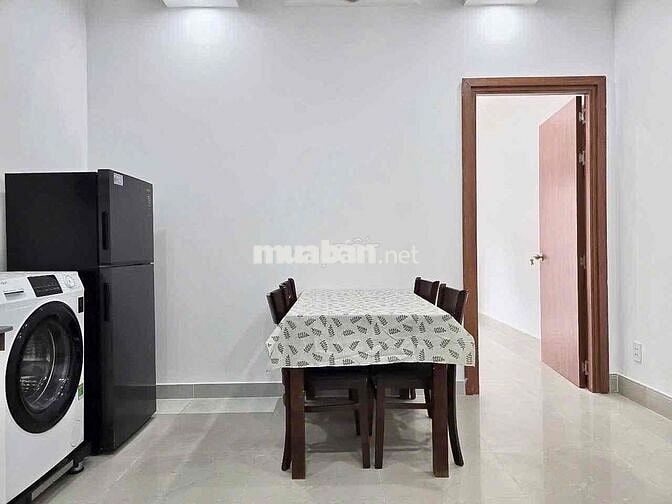 Căn hộ 40m2 tại Thoại Ngọc Hầu có bancol, một phòng ngủ