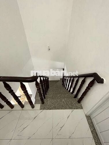 Nhà 9chủ - 4 tầng - 4x10 - hxh 5m thông - Khu Tên Lửa - Giá nhỉnh 4 tỷ