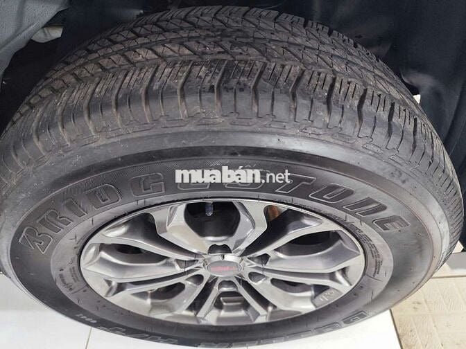 Toyota Fortuner Trắng 7 chỗ Số tự động