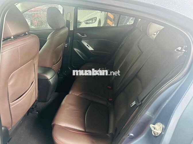 Mazda 3 2016 1.5 AT Sedan - 83000 km