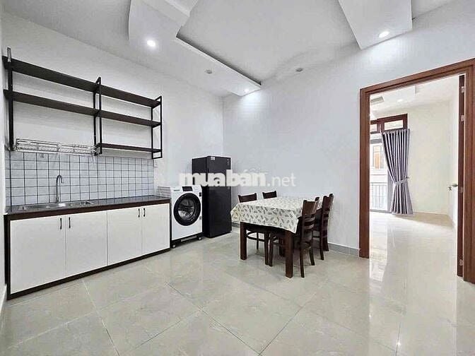 Căn hộ 40m2 tại Thoại Ngọc Hầu có bancol, một phòng ngủ