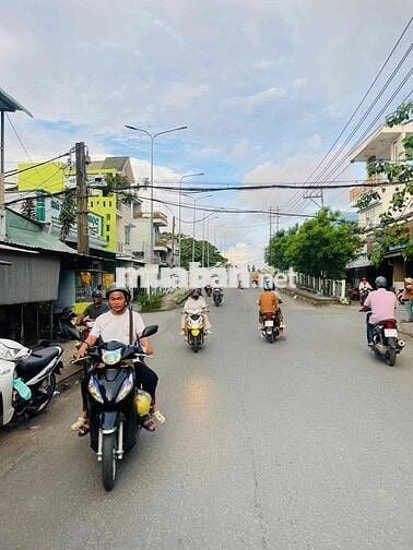 nhà kinh doanh ngay chợ Cái Răng