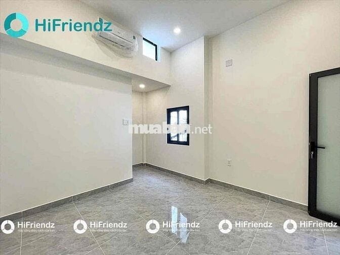 CHO THUÊ NHÀ NGUYÊN CĂN 2PN 3WC BAN CÔNG FULL NT NGAY KHU PXL GIÁP Q1