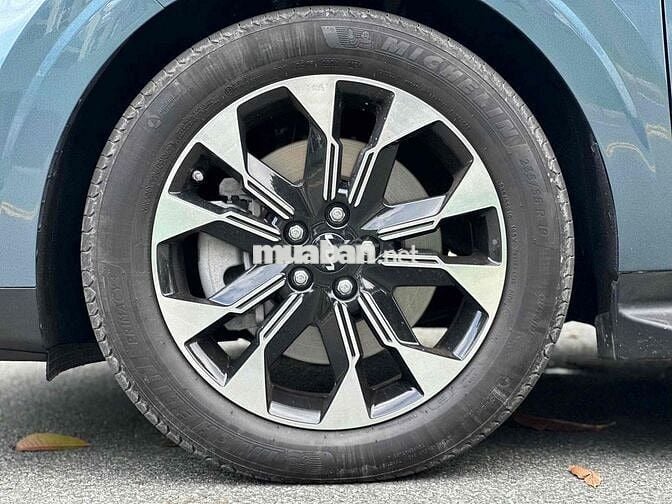 Lướt Kia Carnival 2024 2.2D Signature 7S - 9000Km