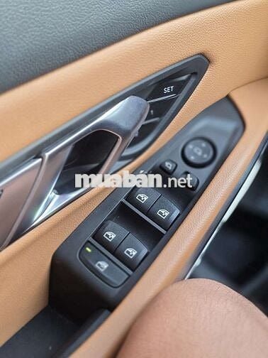 CẦN BÁN BMW 320i SPORTLINE DATE 2023