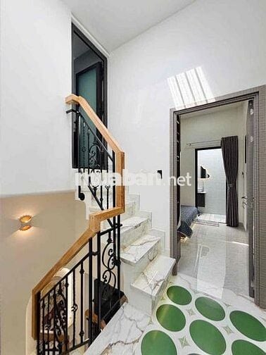 Nhà chính chủ mới đẹp dt 3,5 x9 trệt lầu hẻm oto phan huy ích p 15