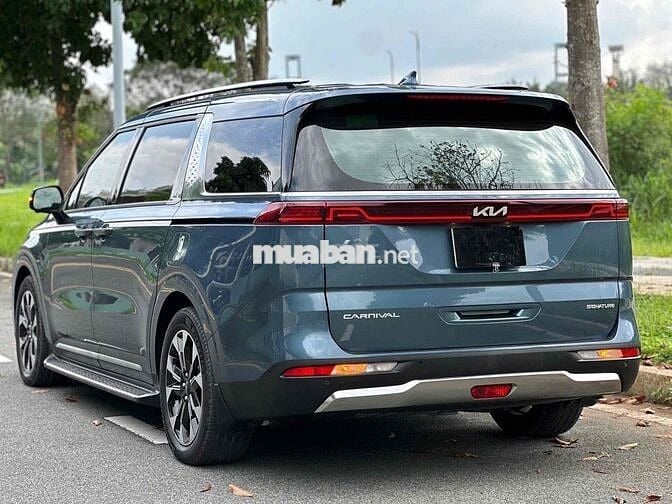 Lướt Kia Carnival 2024 2.2D Signature 7S - 9000Km