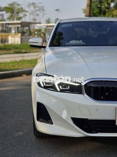 CẦN BÁN BMW 320i SPORTLINE DATE 2023