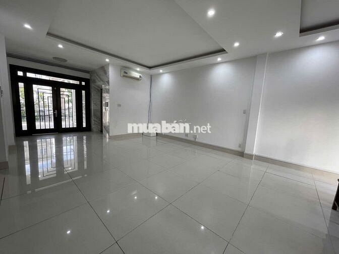 NHÀ ĐƯỜNG PHỔ QUANG DIỆN TÍCH: 8X20M HẦM 4 TẦNG, CÓ THANG MÁY CHO THUÊ
