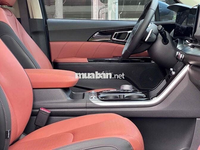 Lướt Kia Carnival 2024 2.2D Signature 7S - 9000Km