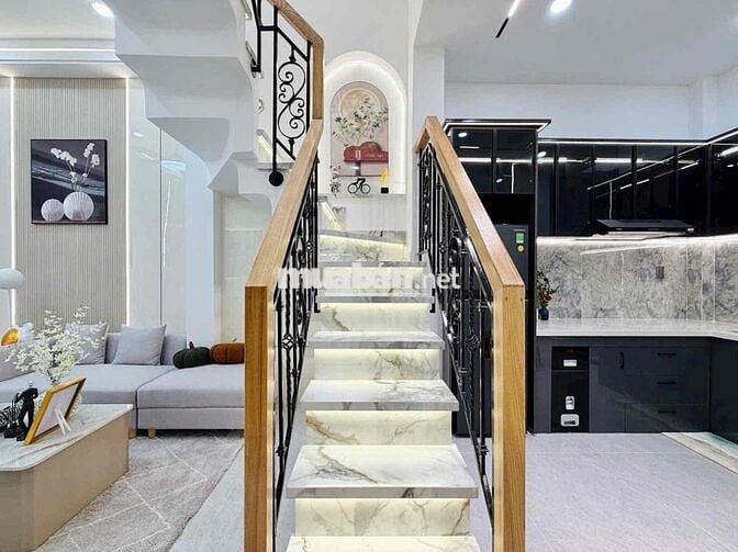 Nhà chính chủ mới đẹp dt 3,5 x9 trệt lầu hẻm oto phan huy ích p 15