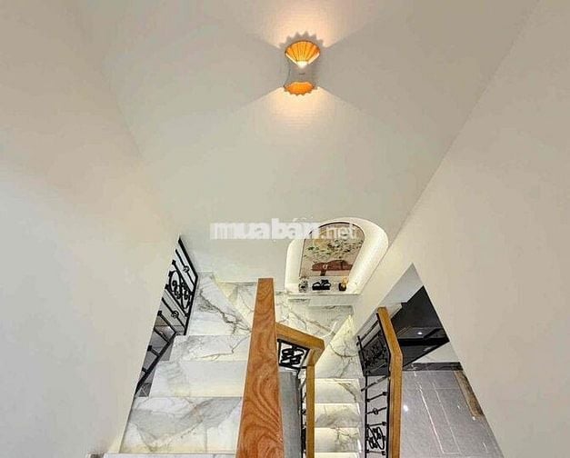 Nhà chính chủ mới đẹp dt 3,5 x9 trệt lầu hẻm oto phan huy ích p 15