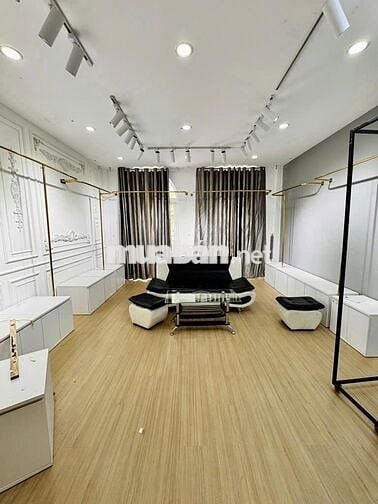 NHÀ ĐƯỜNG LAM SƠN DIỆN TÍCH: 5X22M TRỆT 3 LẦU CHO THUÊ