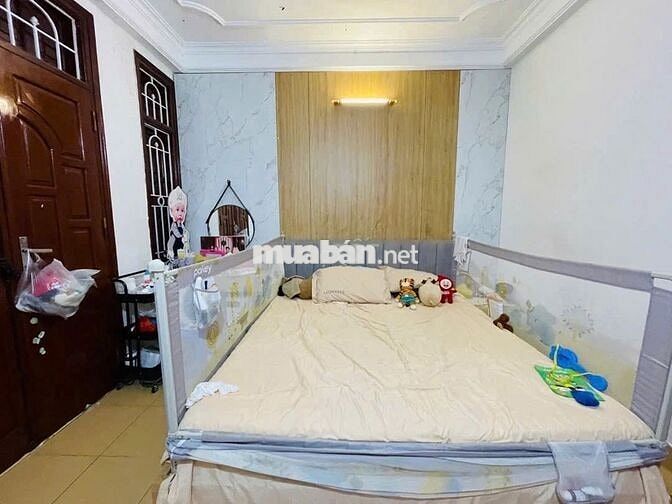 SIêu phẩm đường Láng 34.2m2, 5 tầng, mt 3.6m, ngõ nông gần phố