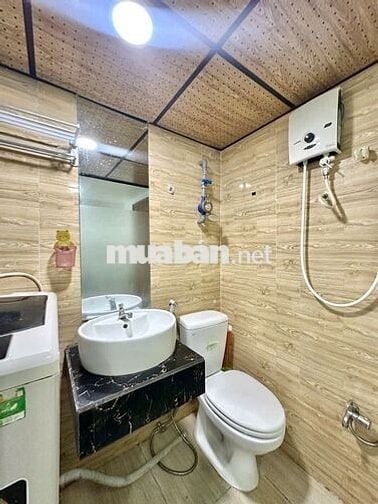 CĂN HỘ CỬA SỔ MÁY GIẶT TIÊNG NGAY ĐẠI HỌC SƯ PHẠM QUẬN 5