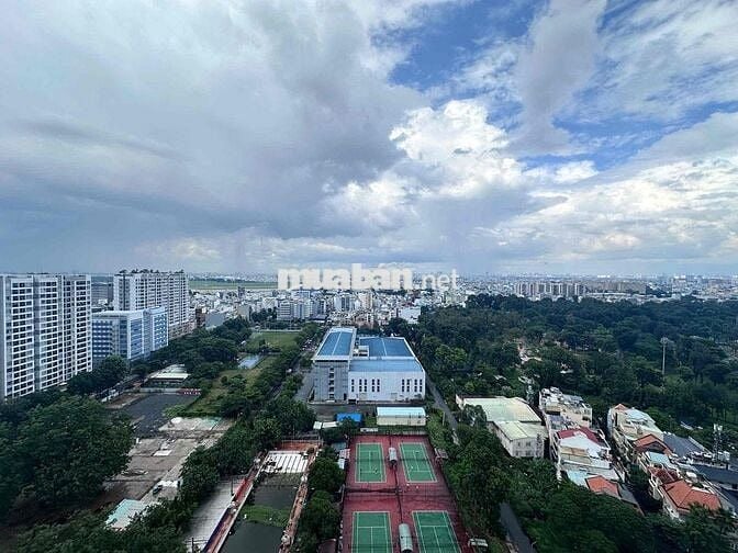 Cho thuê 2PN view Đông nhà sạch sẽ y hình tầng cao thoáng Ở ngay