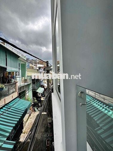 Phòng trọ dạng studio bancol siêu đẹp ngay cầu chữ Y