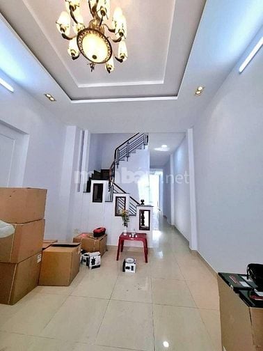 Xoay vốn bán nhà Đường Nguyễn Duy Dương Quận 10 ,50m2 Giá 3ty450 lh Vâ